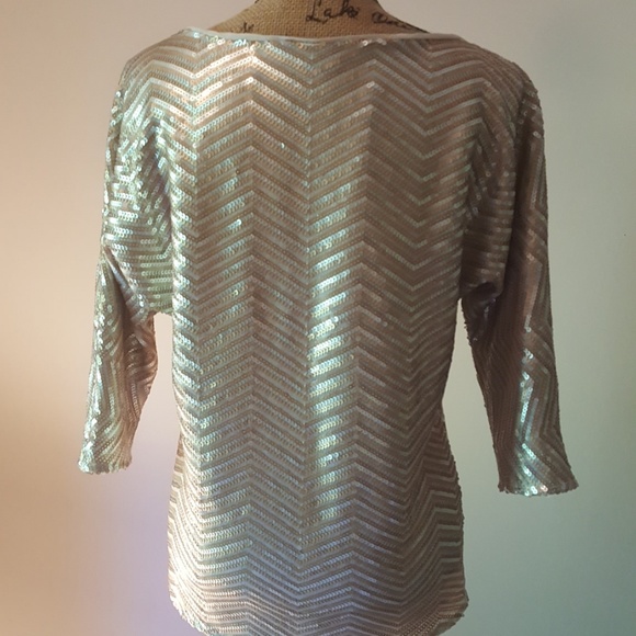 White House / Black Market Sequin Top, Size M. - Picture 4 of 9